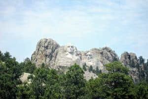 Travel to Mt. Rushmore